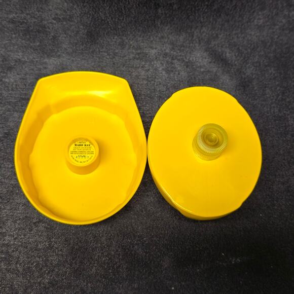 Vintage Avon Yellow Construction Hard Hat & Glass Hammer After Shave Decanter - Picture 10 of 10